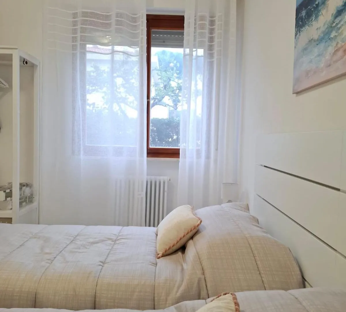Casa Del Sole Apartments With Garden Italy
